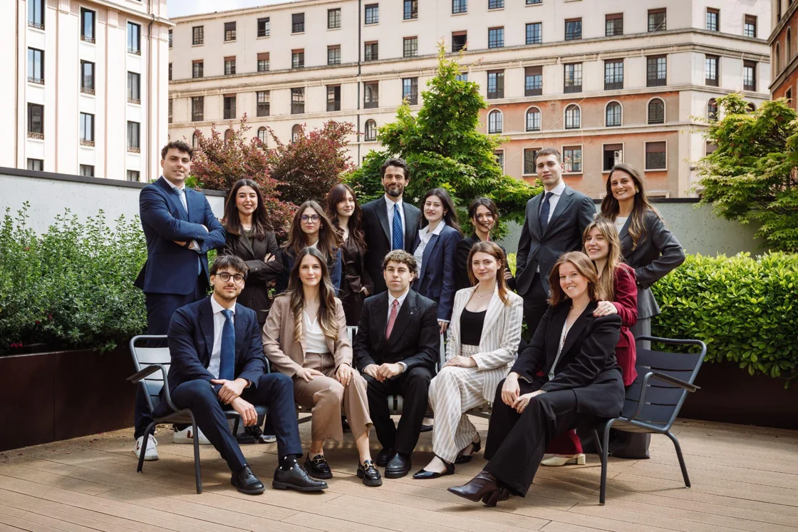 Il team di XChannel, società di consulenza per il marketing e la comunicazione crosscanale, nella sede di Milano